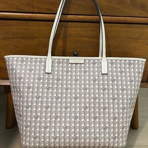 Tory Burch Ever-Ready Tote